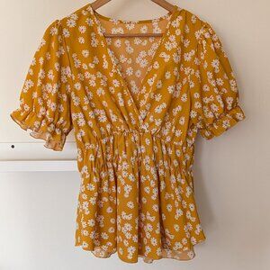 Shein Women's Yellow White Crossover Daisy Blouse Peplum M Flowy Boho Festival